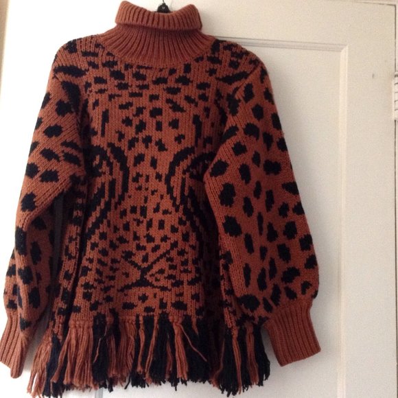 Farm Rio Caramel Midnight Leopard Sweater - Picture 8 of 10